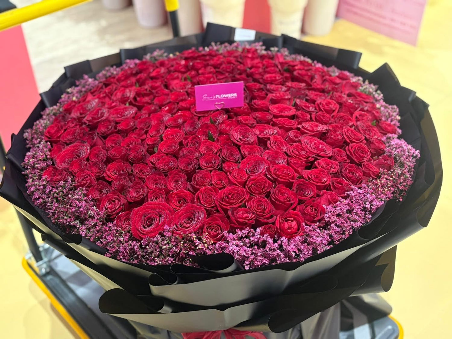 Eternal Passion — 200 Red Roses Grand Bouquet