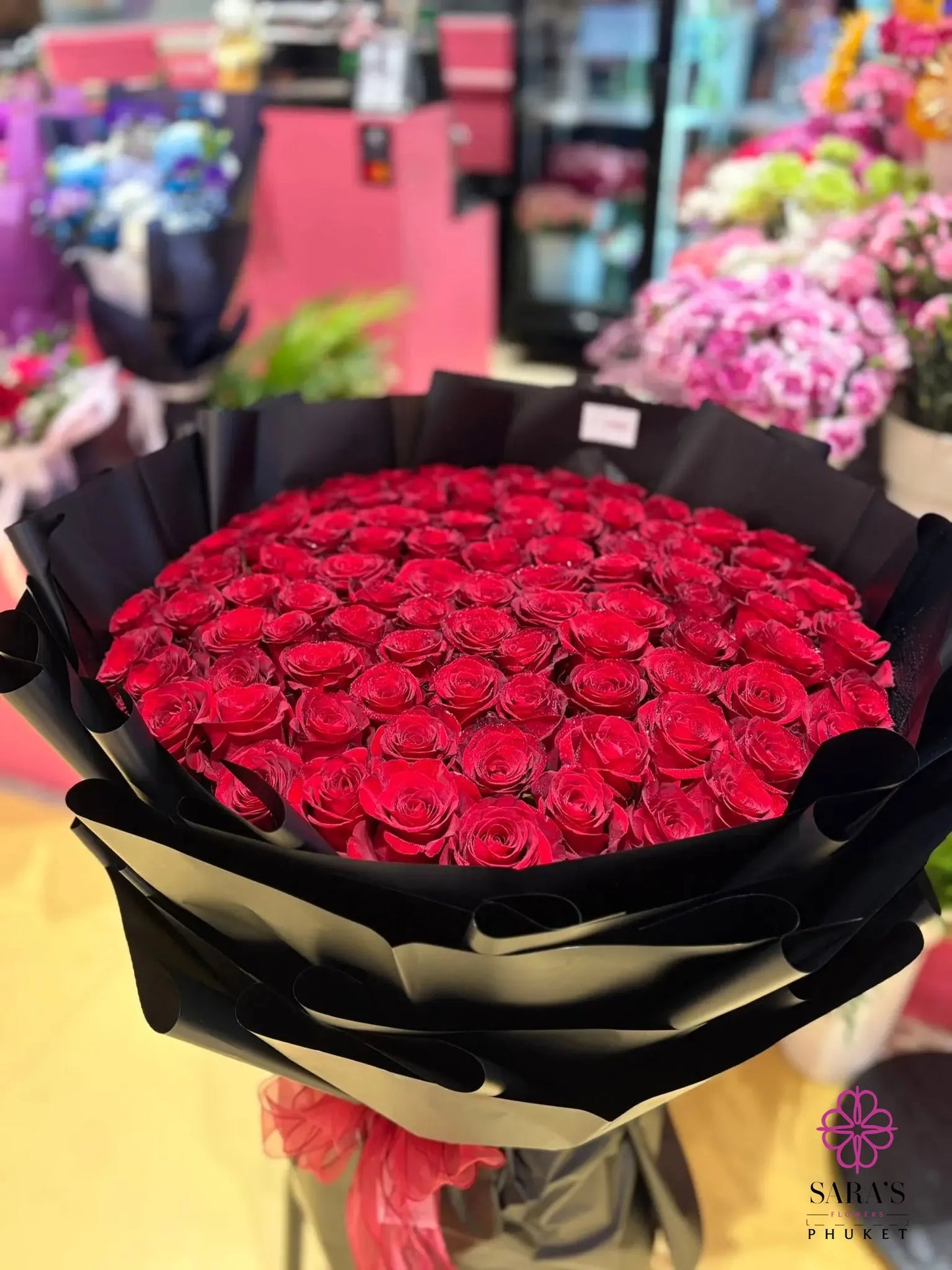 100 red roses luxury bouquet Phuket
