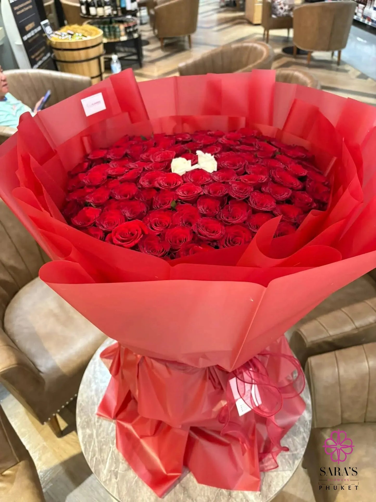 Luxury heart-shaped bouquet made with 101 premium roses in Phuket