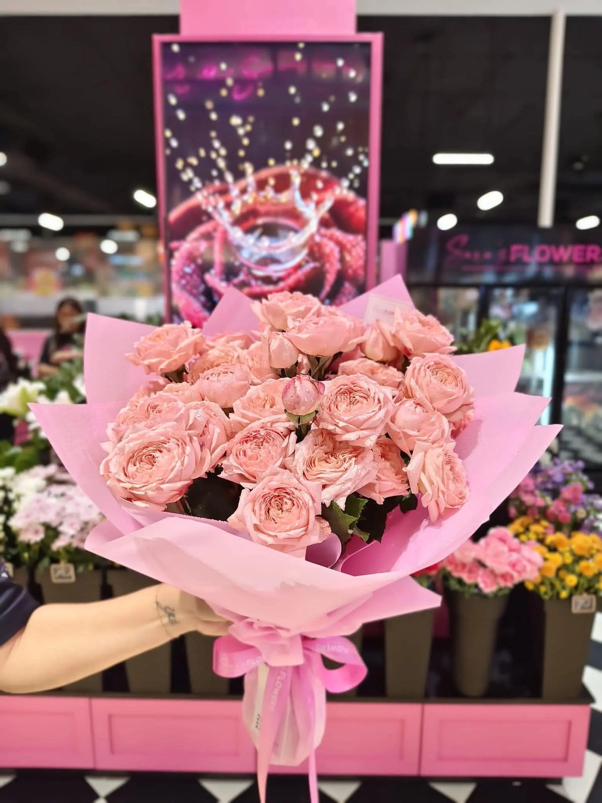 A bouquet of Pink Rose Spray