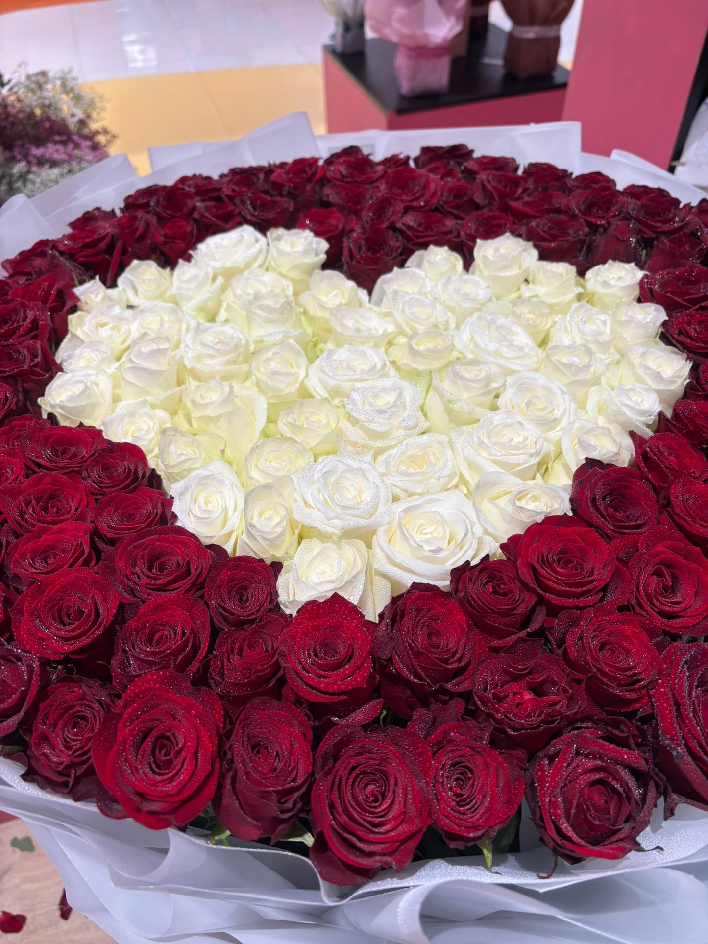 Eternal Heart – 150 Rose Bouquet