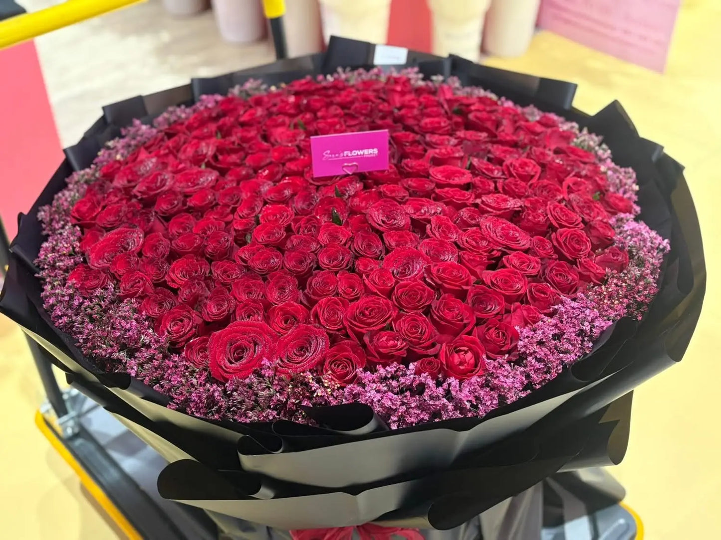 Eternal Passion — 200 Red Roses Grand Bouquet