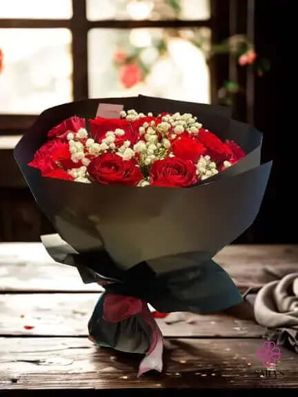 Luxury red rose bouquet with baby’s breath and black wrapping in Phuket