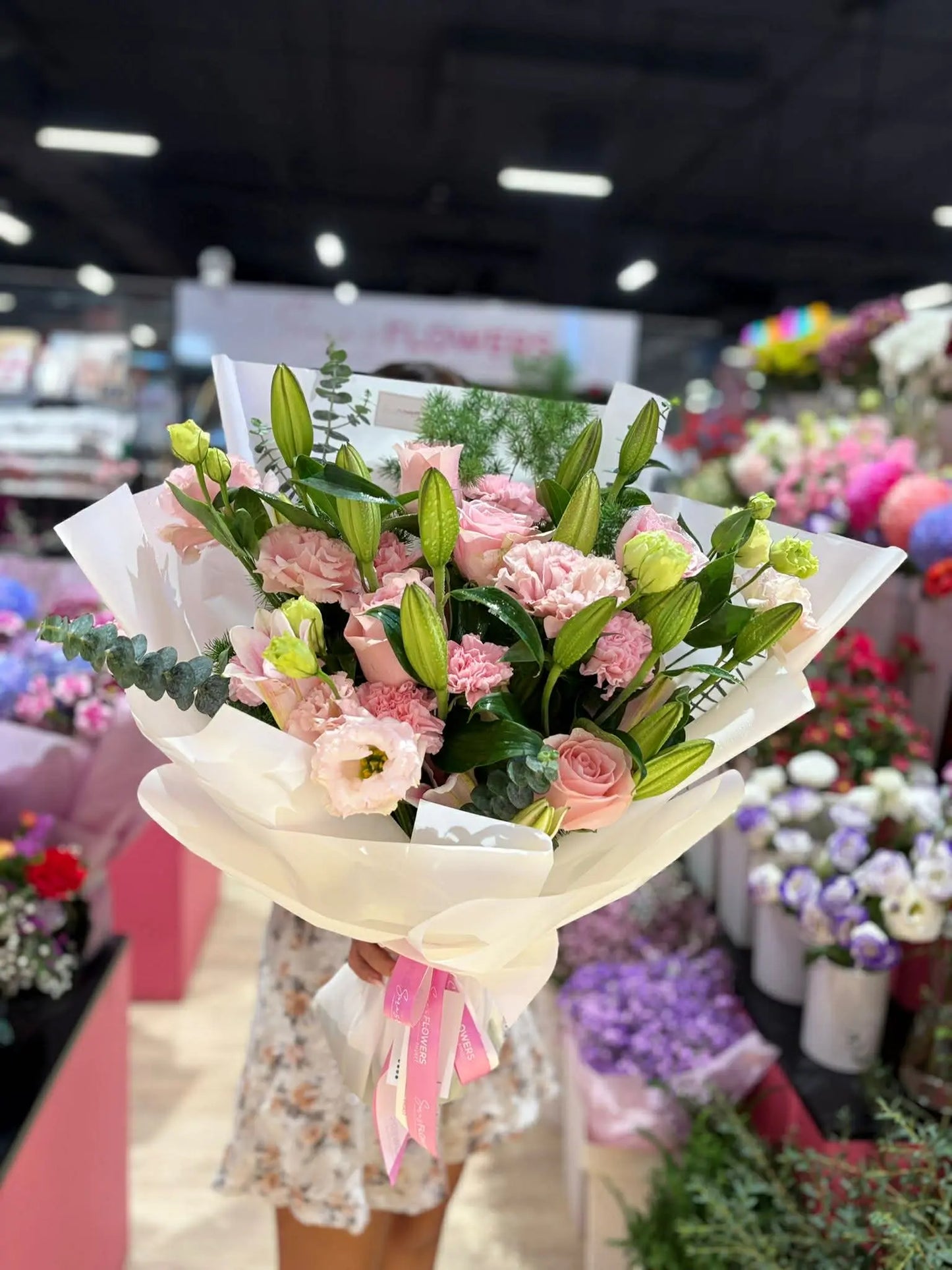 Elegant Pink Lily & Rose Bouquet